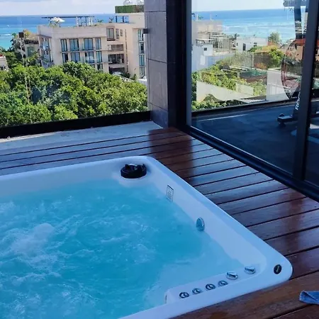 Luxury Suites , Calle 14Th